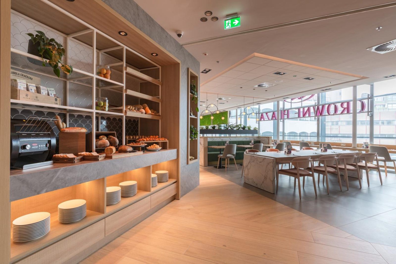 Crowne Plaza Utrecht - Central Station by IHG — photo 3