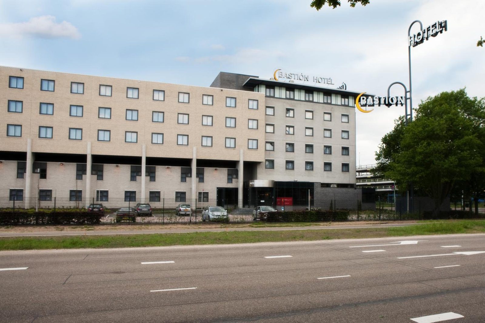 Bastion Hotel Utrecht — photo 2