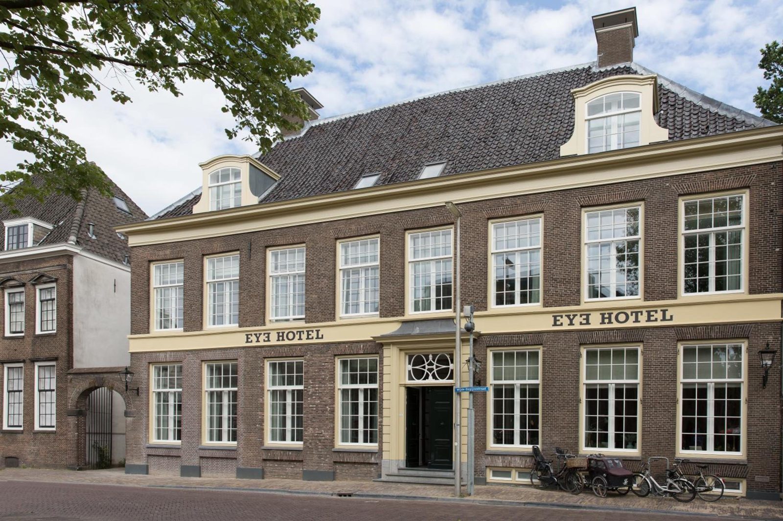 Eye Hotel — photo 4